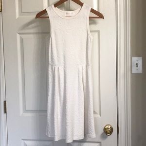 Simple white dress